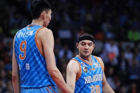 九游中国下载-老鹰观众热烈欢呼!,Ning迎来十二赛季出色发挥上演精彩一战-九游中国下载